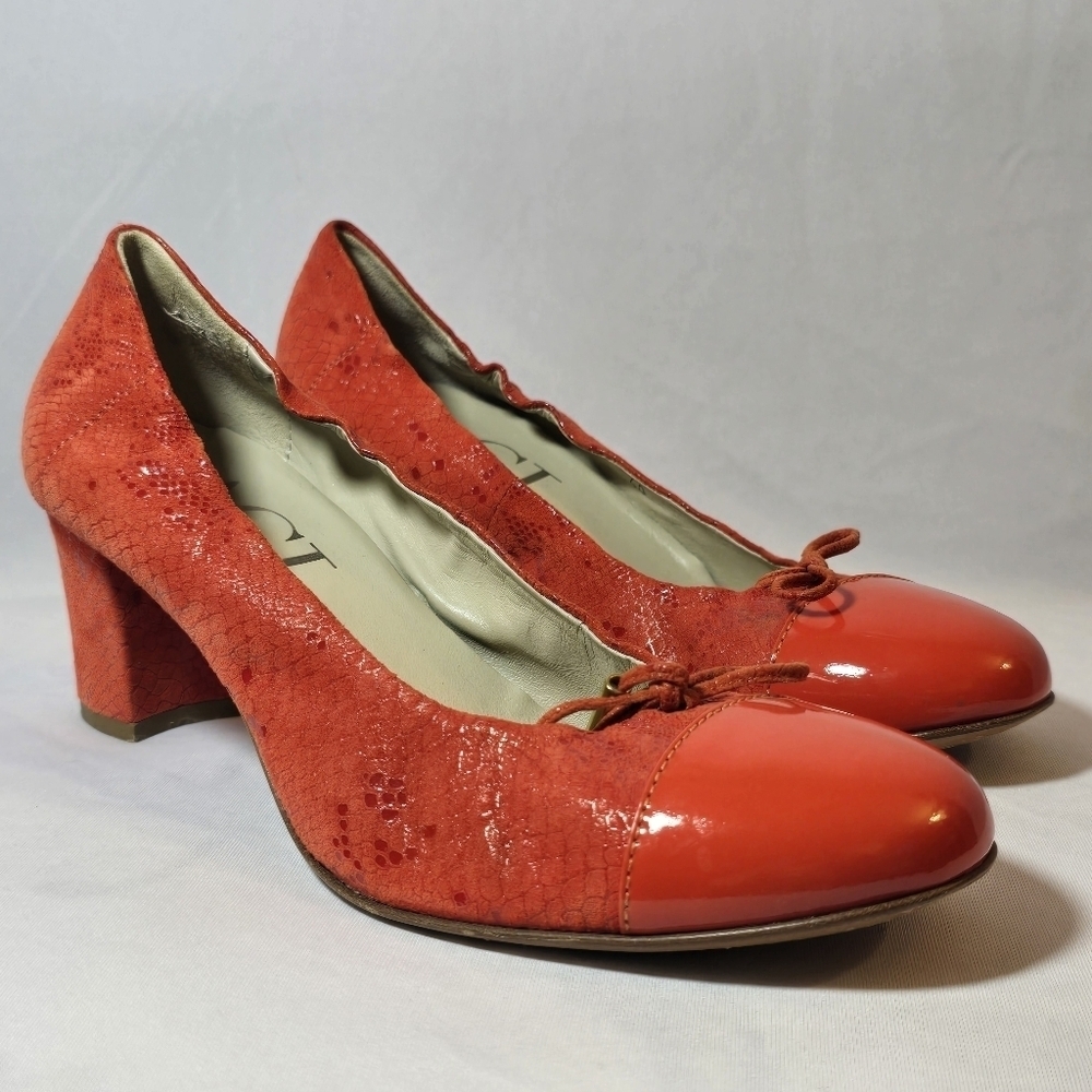 AGL Red Orange Snake Print Suede Patent Leather Bow Cap Toe Stack Heel, sz 40